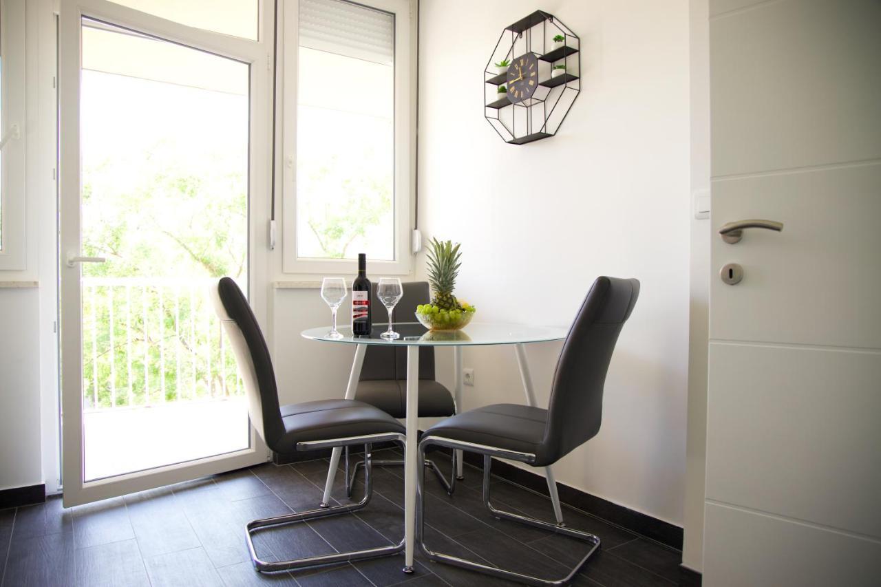 Apartment Mtm Spalato Esterno foto